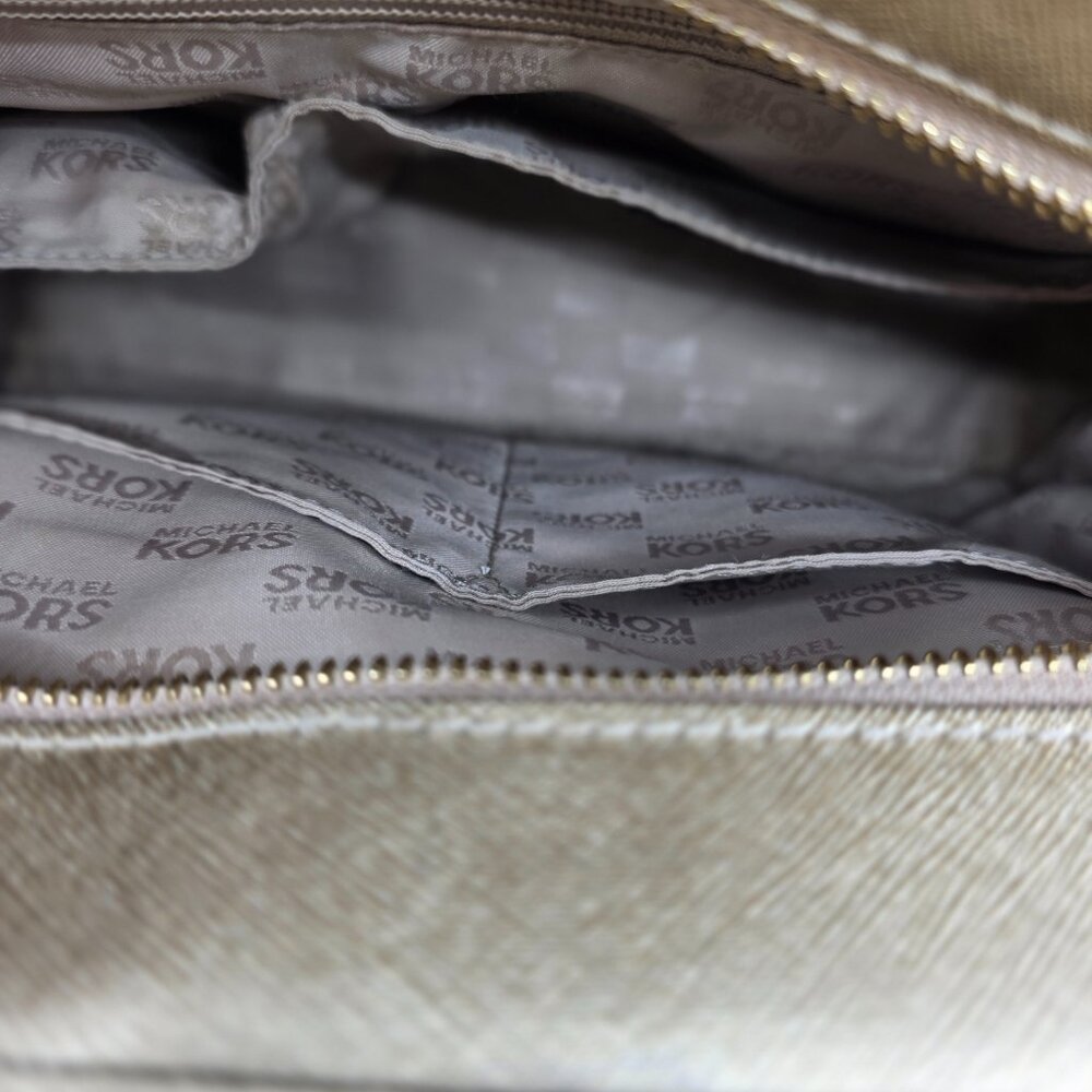 Michael Kors Dillon Large Satchel Champagne Gold Saffiano Leather - Picture 8 of 16